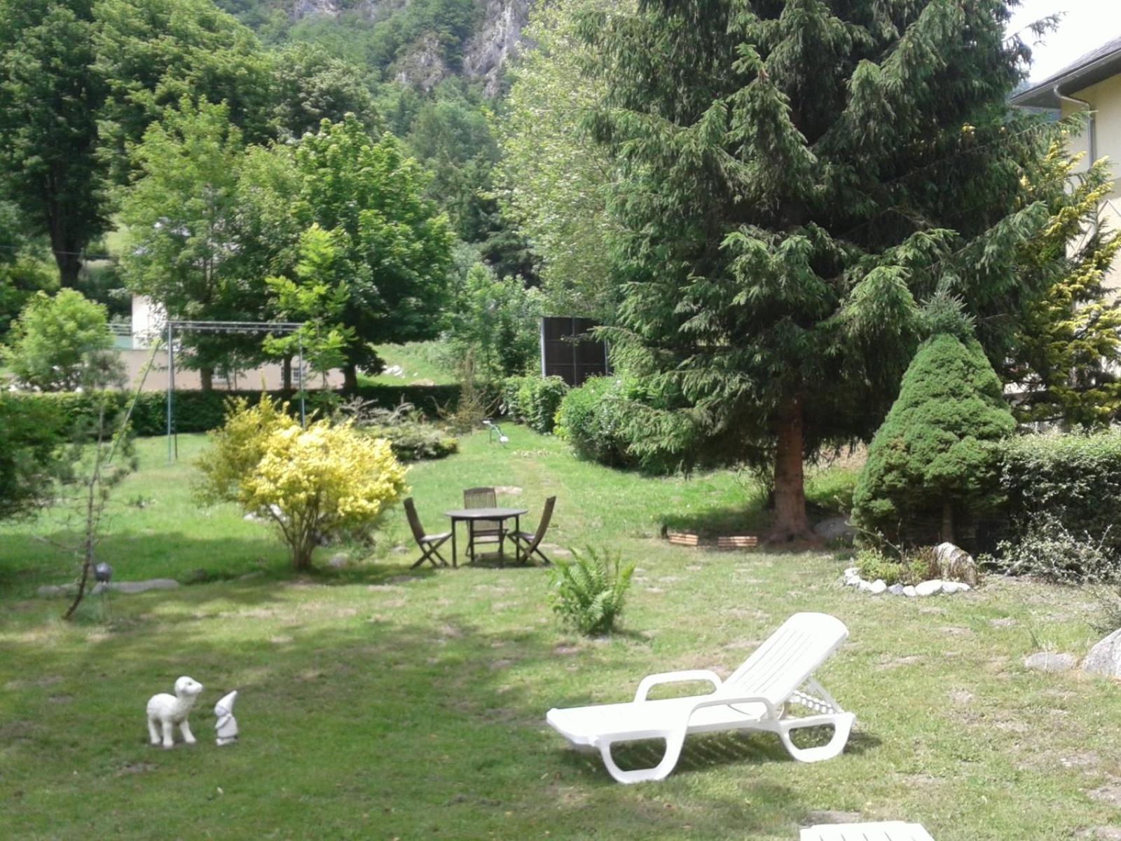 Hotel Du Val D'Aure Cadeac Экстерьер фото
