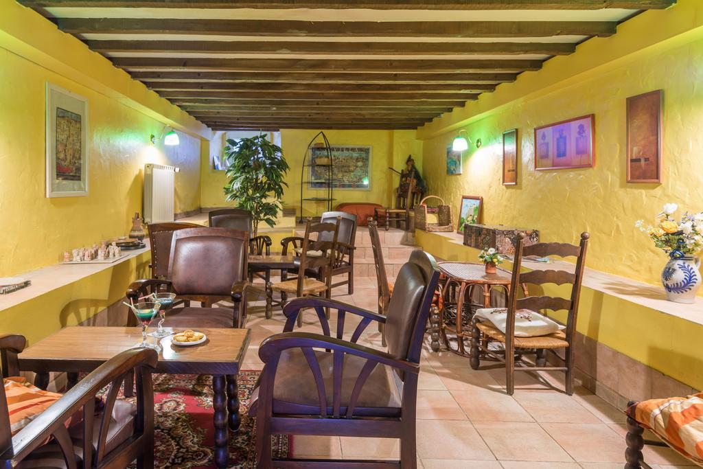 Hotel Du Val D'Aure Cadeac Экстерьер фото