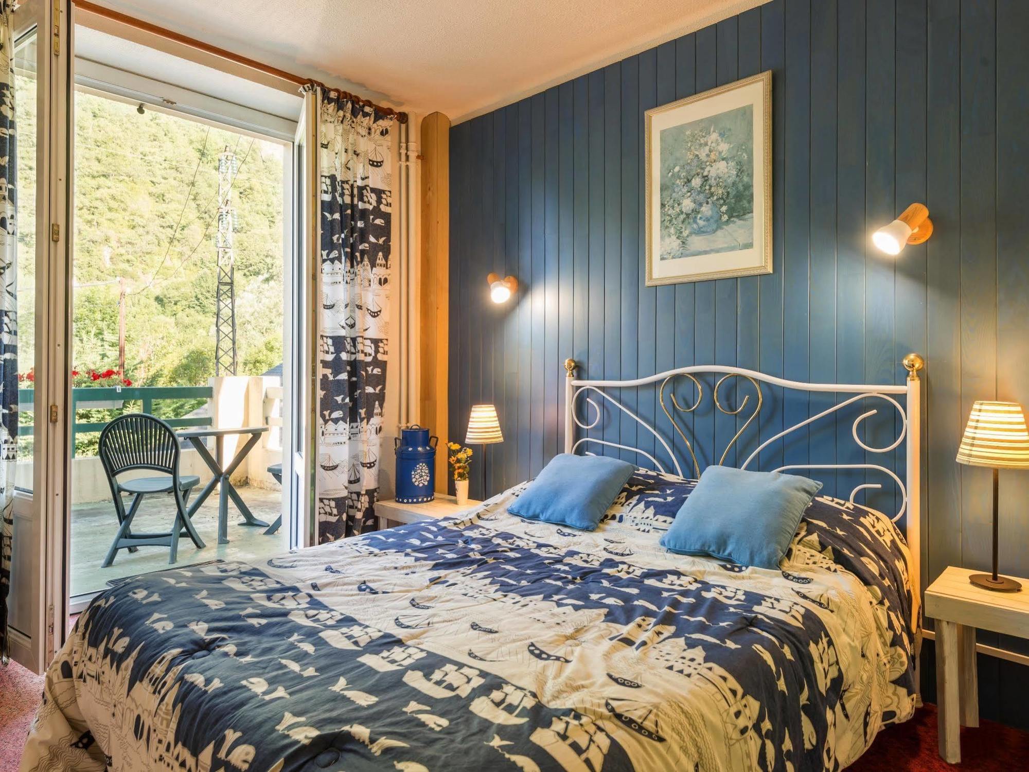 Hotel Du Val D'Aure Cadeac Экстерьер фото