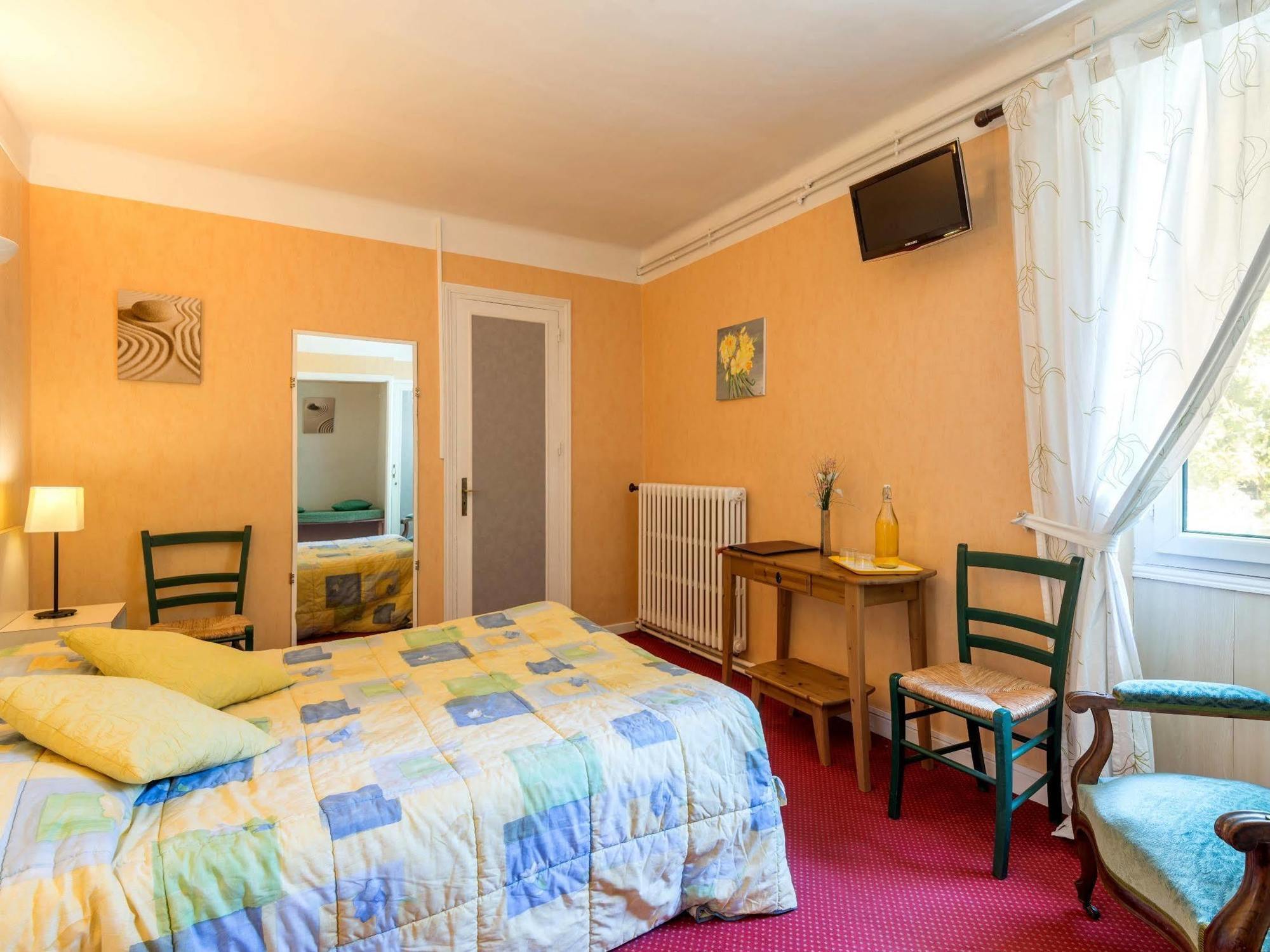 Hotel Du Val D'Aure Cadeac Экстерьер фото